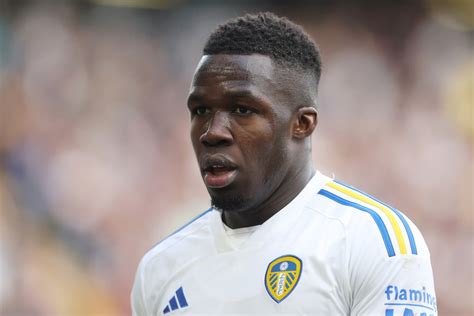 leeds united transfer news update